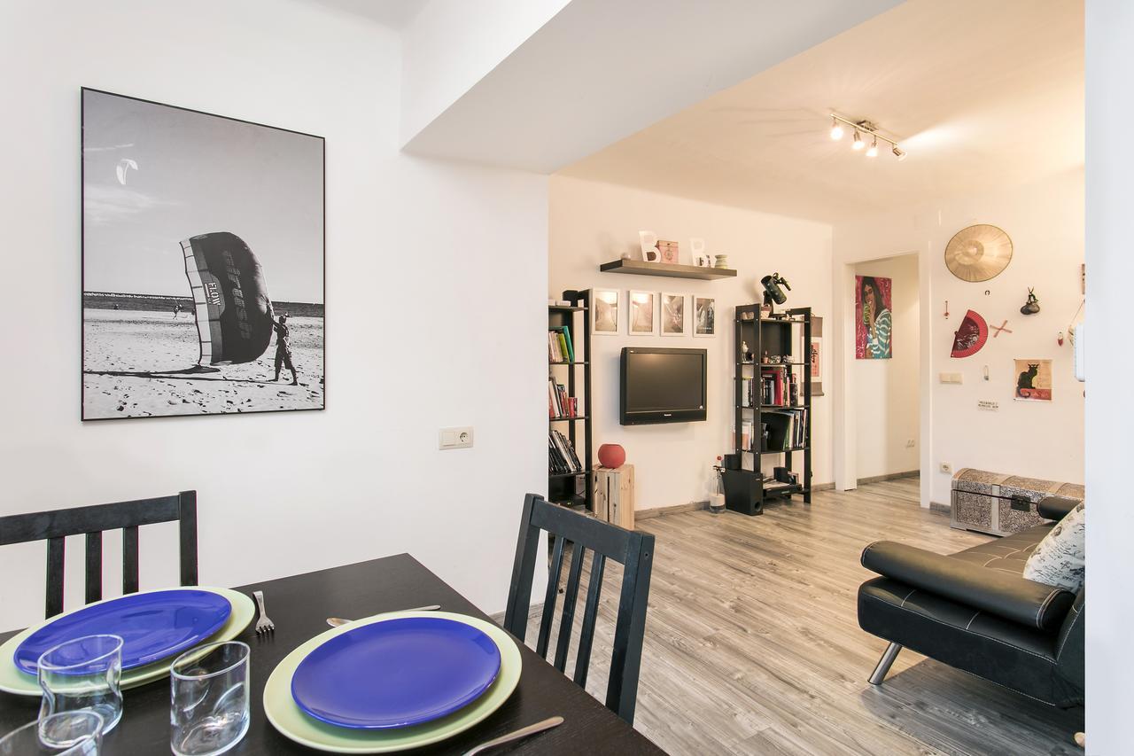 Apartamento Baba L’Hospitalet de Llobregat Exterior foto