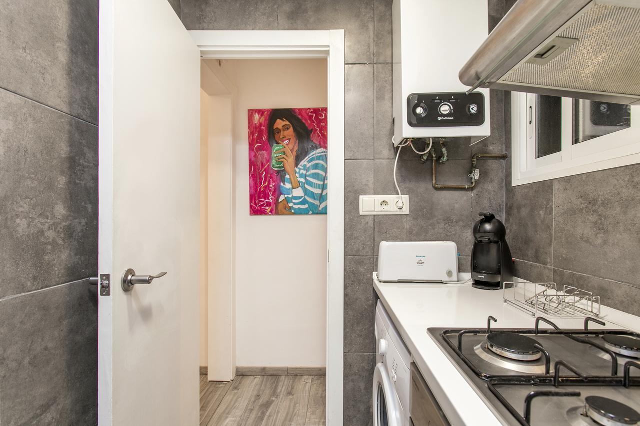 Apartamento Baba L’Hospitalet de Llobregat Exterior foto